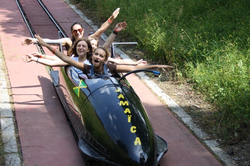 Village Camps International Summer Camp Leysin, Switzerland 2025-08-09 https://www.villagecamps.com/journals_admin/images/713-46-bobsled (4).jpg